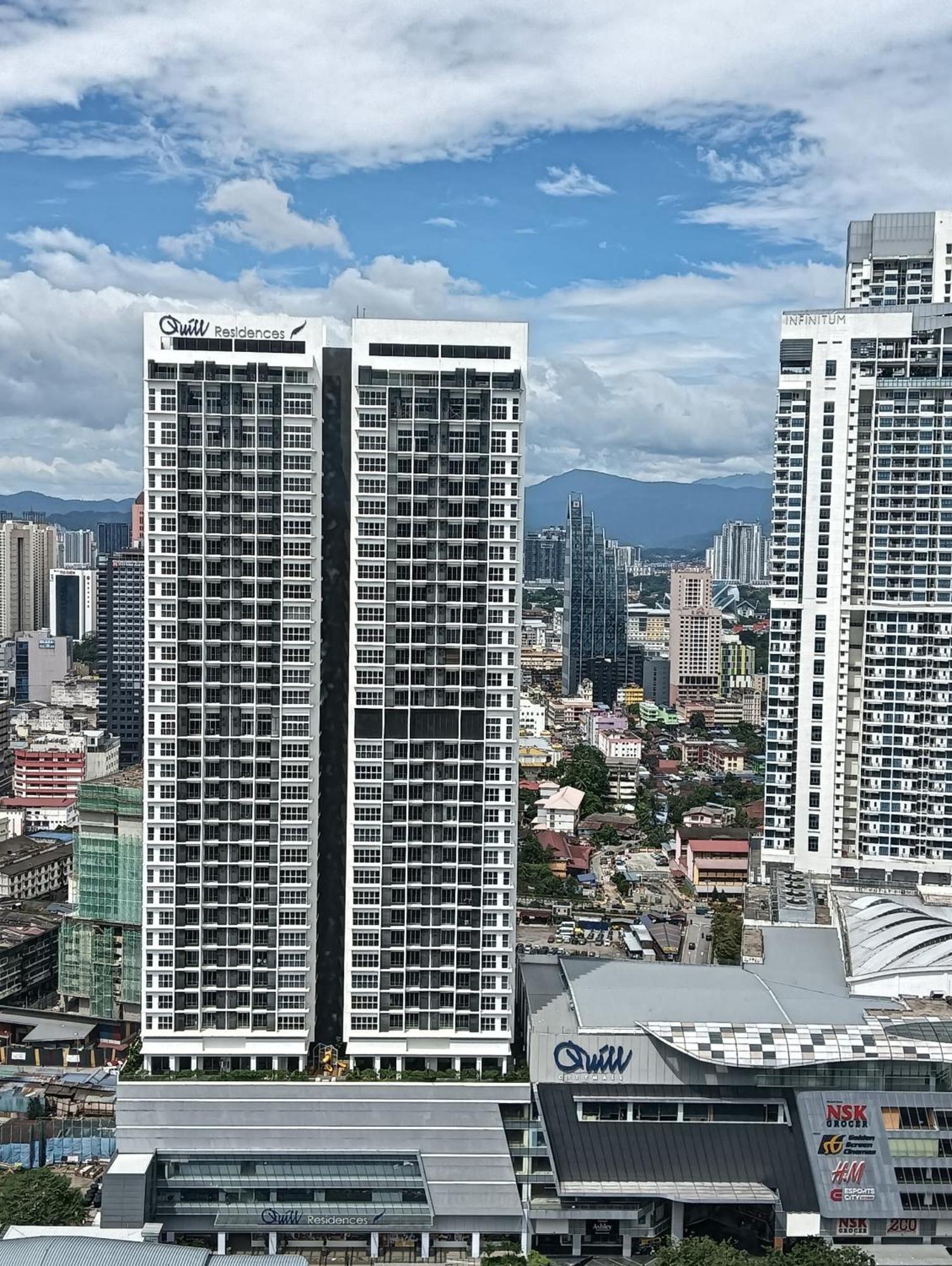 Quill Suites Klcc Kuala Lumpur Exterior photo